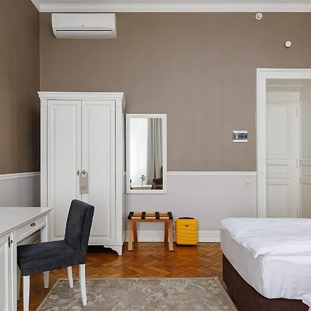 Modern Art Hotel Lviv