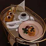 Hotel Modern Art 4*