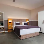 Hotel Modern Art - Maestro Lviv