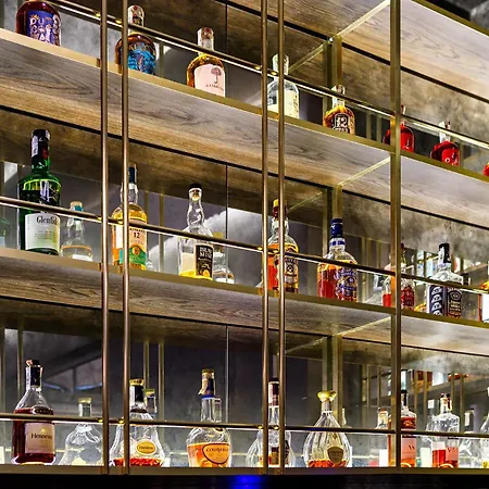 摩登艺术酒店 4*