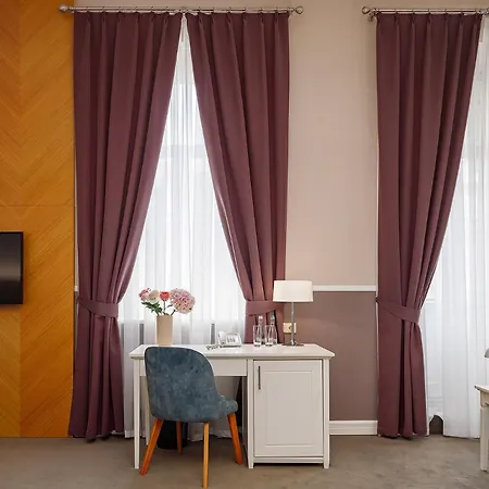 Modern Art Hotel Lvov