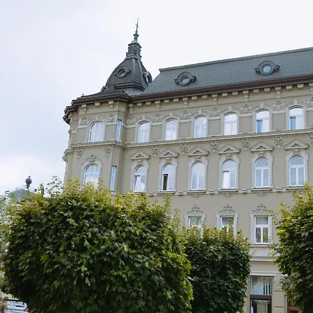 Szálloda Modern Art Lviv