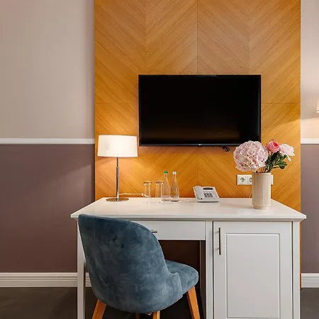 Hotell Modern Art 4*