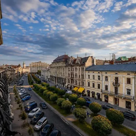 Modern Art - Maestro Hotel Lviv