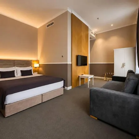 Hotel Modern Art - Maestro Lviv