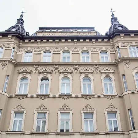 Hotel Modern Art Lvov