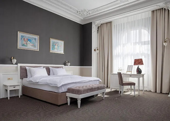 Modern Art Hotel Lviv