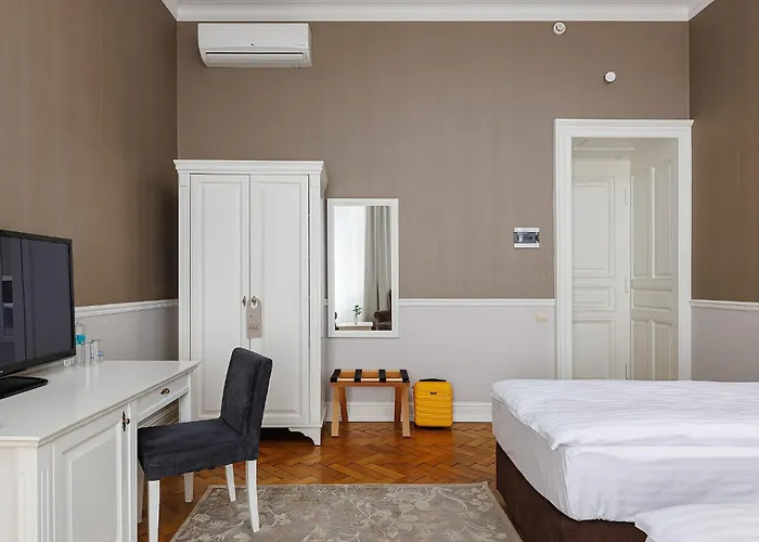 Modern Art Hotel Lviv