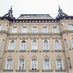 Hotel Modern Art Lviv