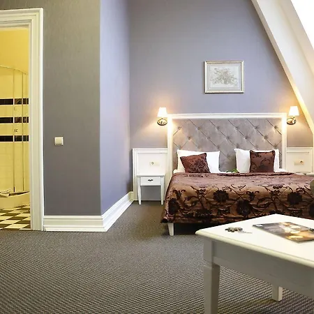 Modern Art Hotel Leópolis