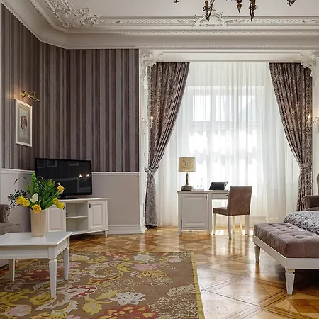 Hotel Modern Art 4*