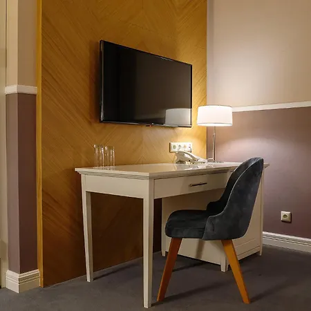 Hotel Modern Art