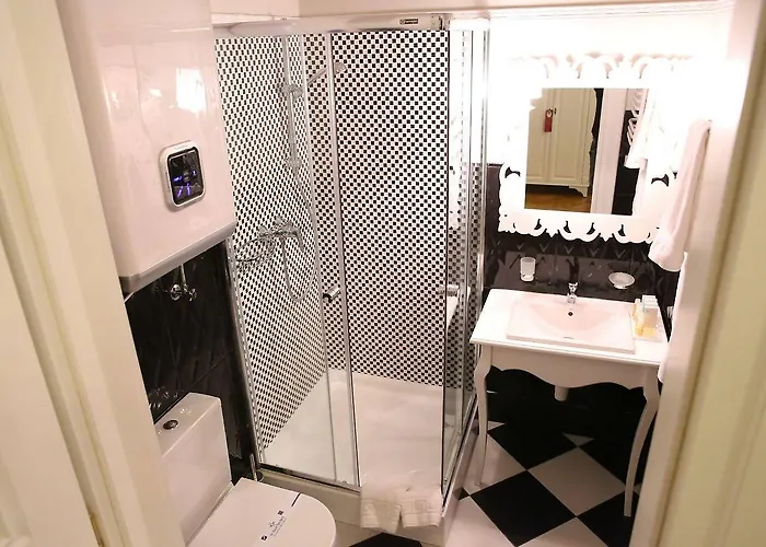 Modern Art 4* リヴィウ