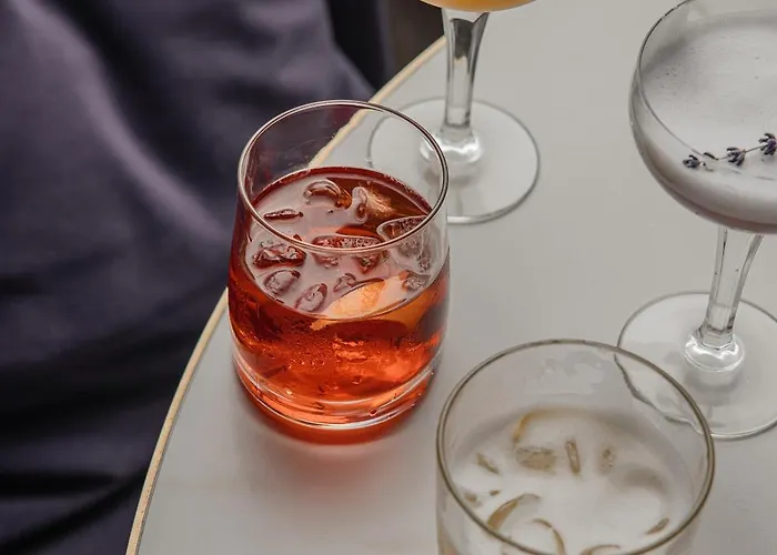 Modern Art ホテル